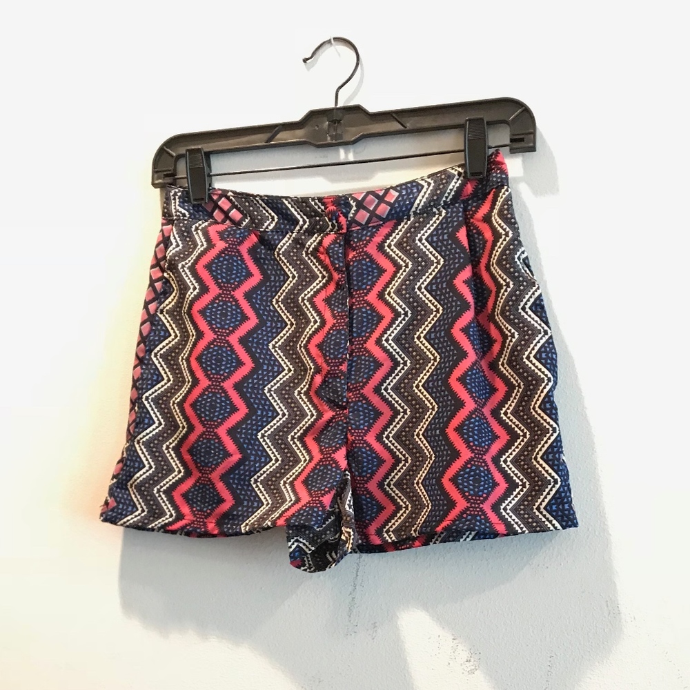 NWOT Angie Multicolor Patterned High-Waist Shorts